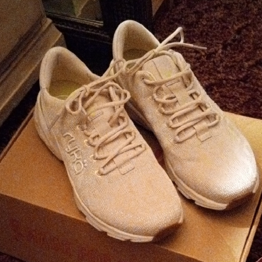 Ryka Light Beige Casual Sneakers